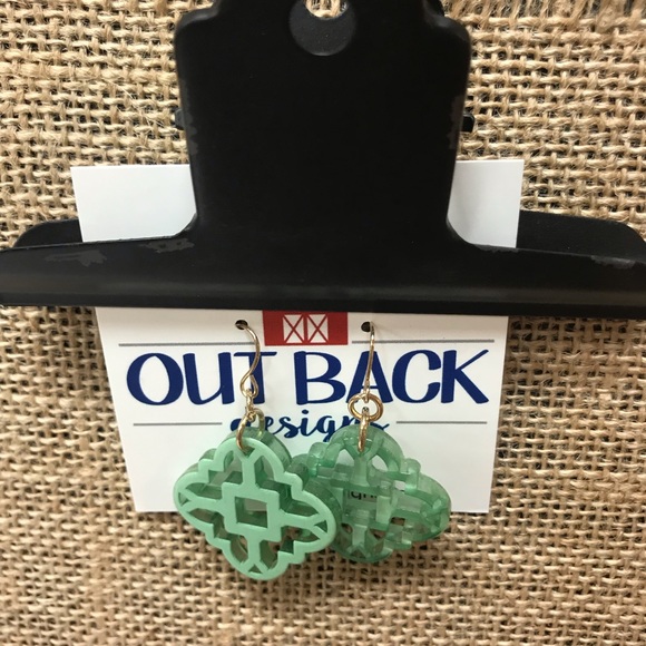 Beautiful Acrylic Hypoallergenic Earrings - Picture 1 of 1